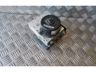 Jednotka ABS 8671224, P08671225   Volvo XC90 2004