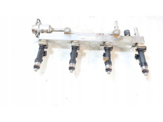 Vstřikovací lišta 0280151267   Opel Zafira C     