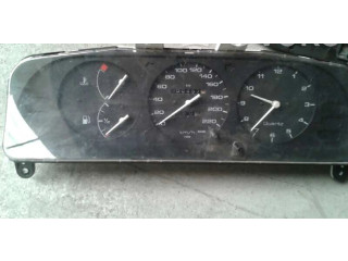 Přístrojová deska  Nissan Primera 1990 87001302, CUADROINSTRUMENTOS  