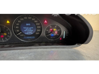 Přístrojová deska  Mercedes-Benz CLK A209 C209 2004 A2095404211, 110080140  