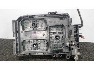   Pojistková skříňka 39040849, 39019198   Opel Astra  2016