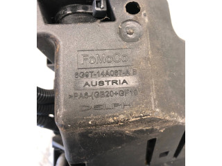 Блок предохранителей  6G9T-14A067-AB   Ford S-MAX    