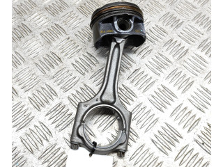 Píst 32213692, 31401957   Volvo XC40     