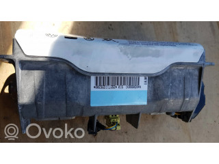 Подушка безопасности пассажира 1K0880204N   Skoda Octavia Mk2 (1Z)