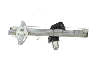 Pojistková skříňka Řídící jednotka BSM 9802531780   Citroen C4 II 2011