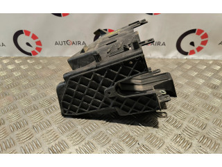 Блок предохранителей  68251775AA   Jeep Grand Cherokee    