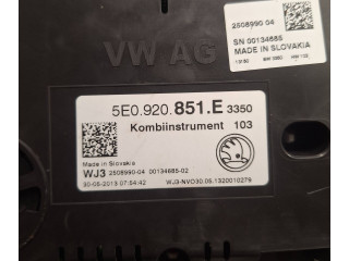 Přístrojová deska  Skoda Octavia Mk3 (5E) 2014 5E0920851E, 2508990  
