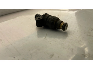 Vstřikovač 1747406, D3763FA   BMW 7 E38  pro benzínový motor 4.0  