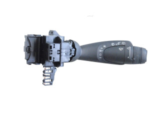 Ручка стеклоочистителей 31481373   Volvo XC40