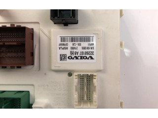   Pojistková skříňka 32268107AB   Volvo XC40 2017