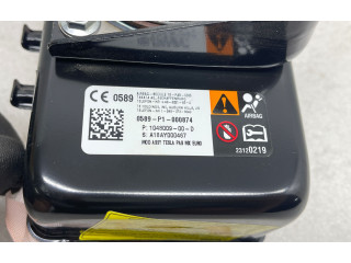 Надувная подушка для пассажира 0589P1000874, A18AY000467   Tesla Model X