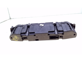 Блок управления климат-контролем 2118300385   Mercedes-Benz E W211