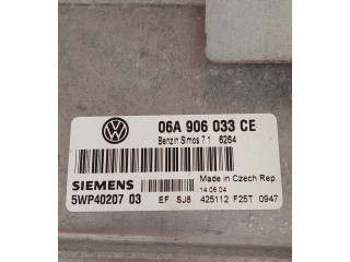 Блок управления двигателя 06A906033CE, 5WP4020703   Volkswagen Caddy