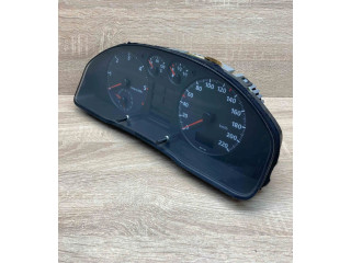 Панель приборов 88311225, 110008835   Audi A4 S4 B5 8D       