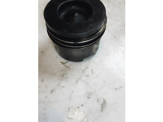 Píst 83L57, R181   Audi A6 S6 C6 4F     
