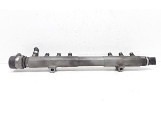 Vstřikovací lišta 30777554, 30777576   Volvo S80    D5244T4 