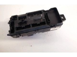 Блок предохранителей  mr318828   Mitsubishi Space Star    