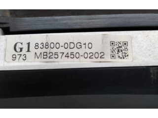 Přístrojová deska  Toyota Yaris 2010 838000DG10  
