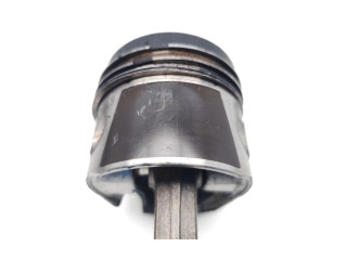 Píst AWX   Audi A6 S6 C5 4B    AWX 