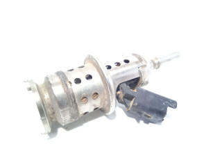 Форсунка 9813930180    Peugeot Rifter  YHZ 