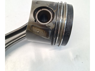 Píst A6420305220   Mercedes-Benz E W212    OM 642.836 