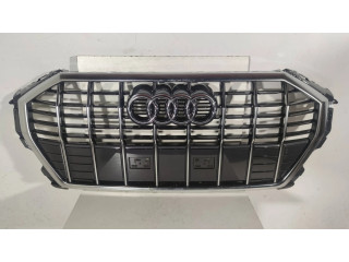 Верхняя решётка Audi Q3 F3 2018- года 83A853651E, 83A853651F      