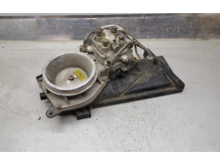 Vstřikovací lišta 0438121070, 026133353D   Audi 80 90 B3     