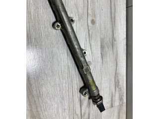 Топливная рампа 04C133320G   Audi Q2 -  
