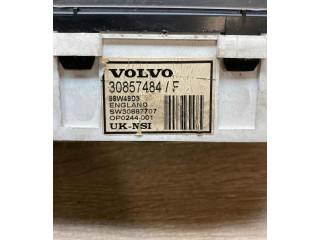 Панель приборов 30857484   Volvo V40       