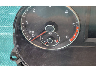 Přístrojová deska  Volkswagen Jetta VI 2012 5C6920861A, ZYS0001702  
