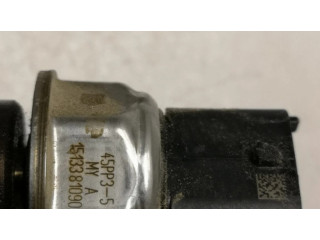 Vstřikovací lišta 55490702, 15133810902   Opel Mokka  pro naftový motor 1.6 B16DTH 