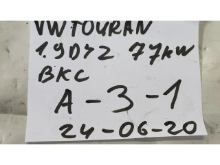 Замок капота 1T1823531, TB81T1823531   Volkswagen Touran I