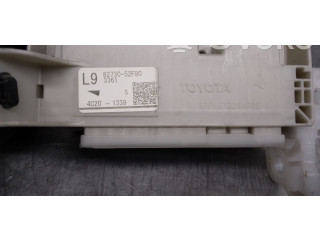 Pojistková skříňka Řídící jednotka BSM 8273052F80   Toyota Yaris 2014