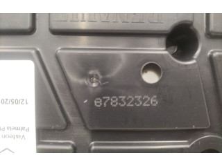 Přístrojová deska  Renault Captur 2014 248109523R  
