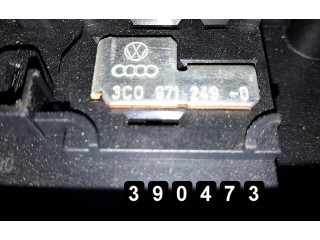 Блок предохранителей    Volkswagen Golf Plus    
