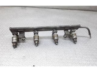 Комплект форсунок MR988977    Mitsubishi Colt   