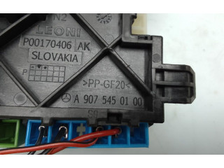 Vstřikovač A9075450100   Mercedes-Benz Sprinter W907 W910     