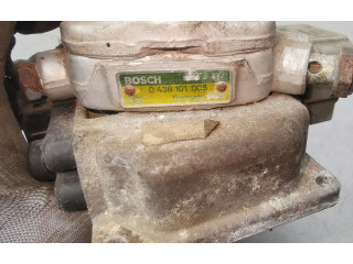 Vstřikovací lišta 0438121011, 026133353   Audi 80 90 B3     
