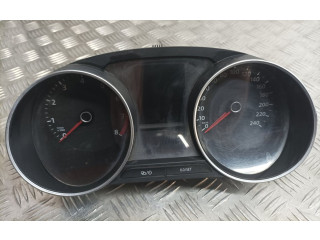 Přístrojová deska  Volkswagen Polo II 86C 2F 1985 6C0920730E, A2C96768000  