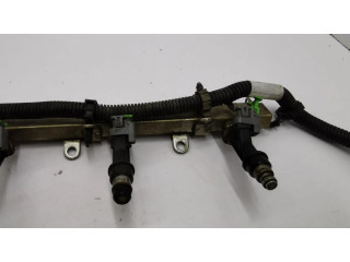 Vstřikovač 95702161021A   Saab 9-7X  pro benzínový motor 4.2  
