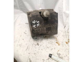 Jednotka ABS 8d0614111   Audi A6 S6 C4 4A 1995