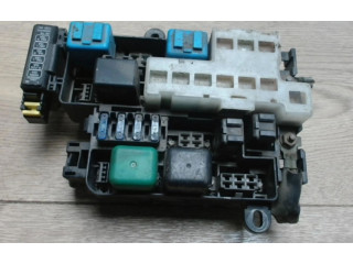   Pojistková skříňka    Ford Probe 1997