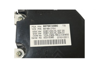 Přístrojová deska  Peugeot 3008 I 2012 9676614680, 69189270U  