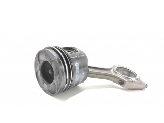 Píst    BMW 5 E39  pro naftový motor 3.0 M57 M57/DP71/430/267T/2M