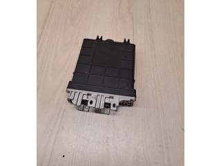 Řídící jednotka 5WP4173, 039906024D   Audi A6 S6 C4 4A 1996