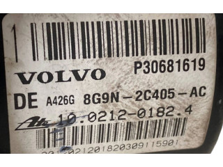 Pojistková skříňka Комплект радиатора 30681619, 10061336881   Volvo V70 2008
