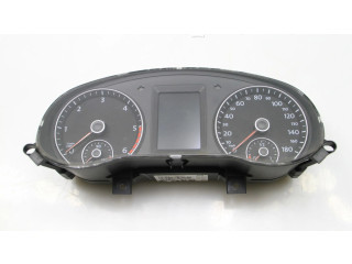 Přístrojová deska  Volkswagen Jetta VI 2013 5C6920972A  