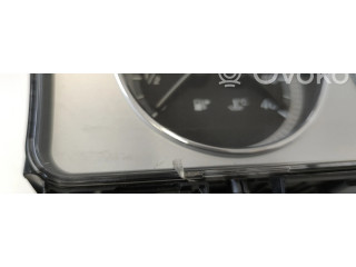 Přístrojová deska  Mercedes-Benz C W204 2010 A2049002105, 2049002105  