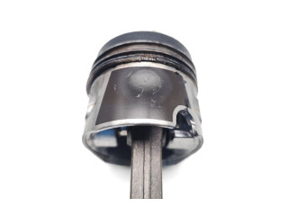Píst AWX   Audi A6 S6 C5 4B    AWX 