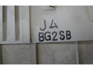 Přístrojová deska  Mazda 323 1999 BG2SB  